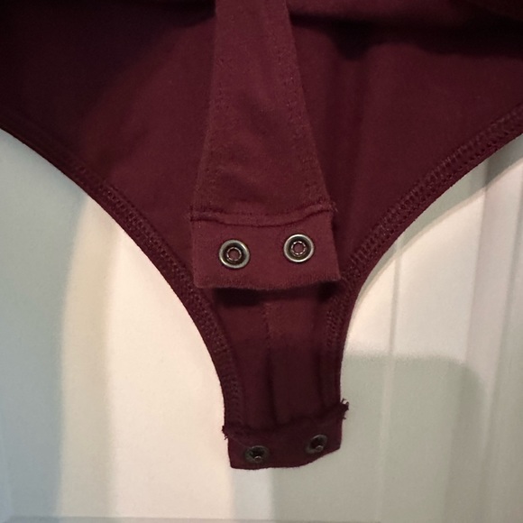 EXPRESS Bodysuit - Picture 3 of 4